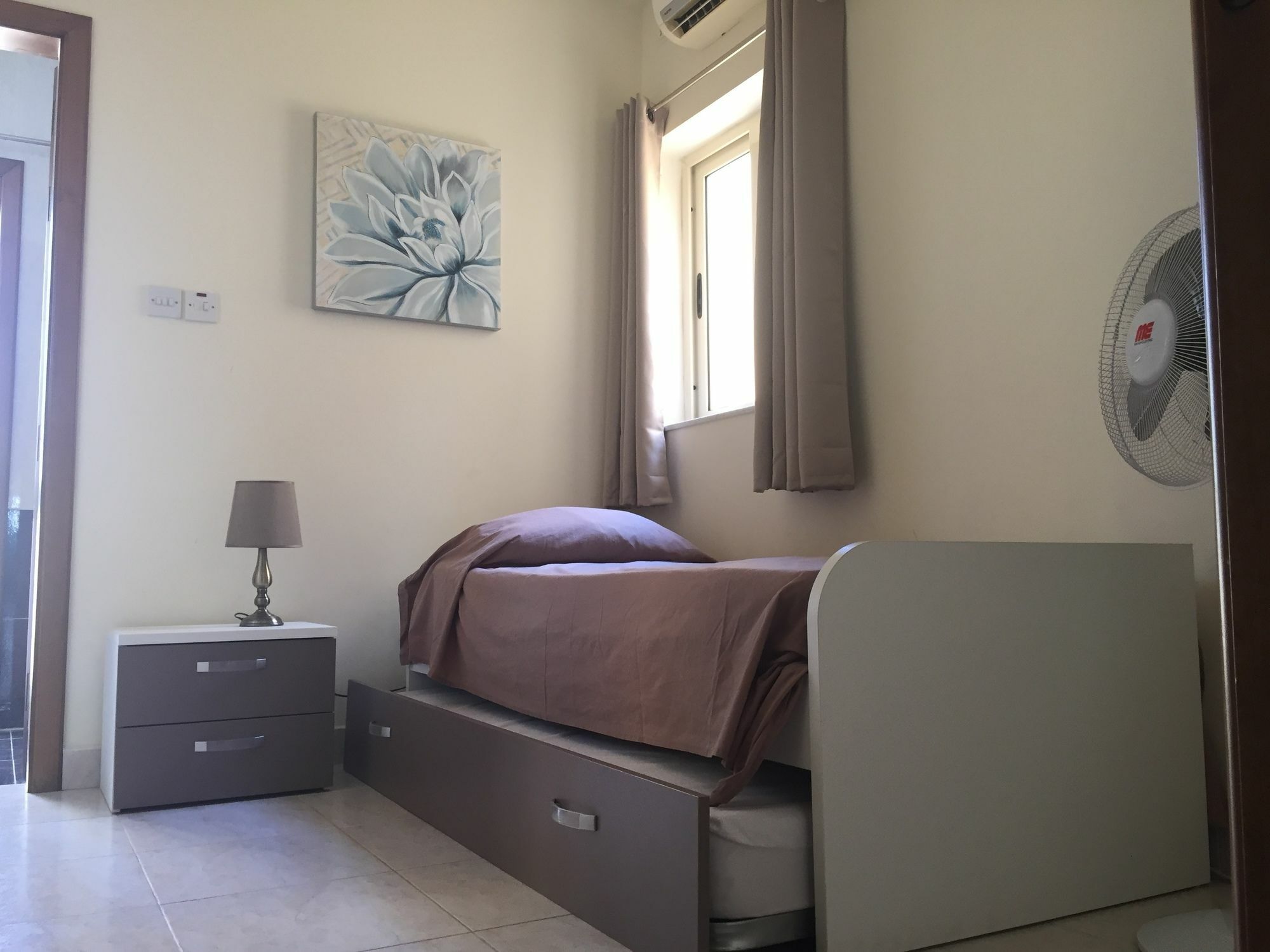 Seafront Apartment Blue Water เซนต์พอลส์เบย์ ภายนอก รูปภาพ