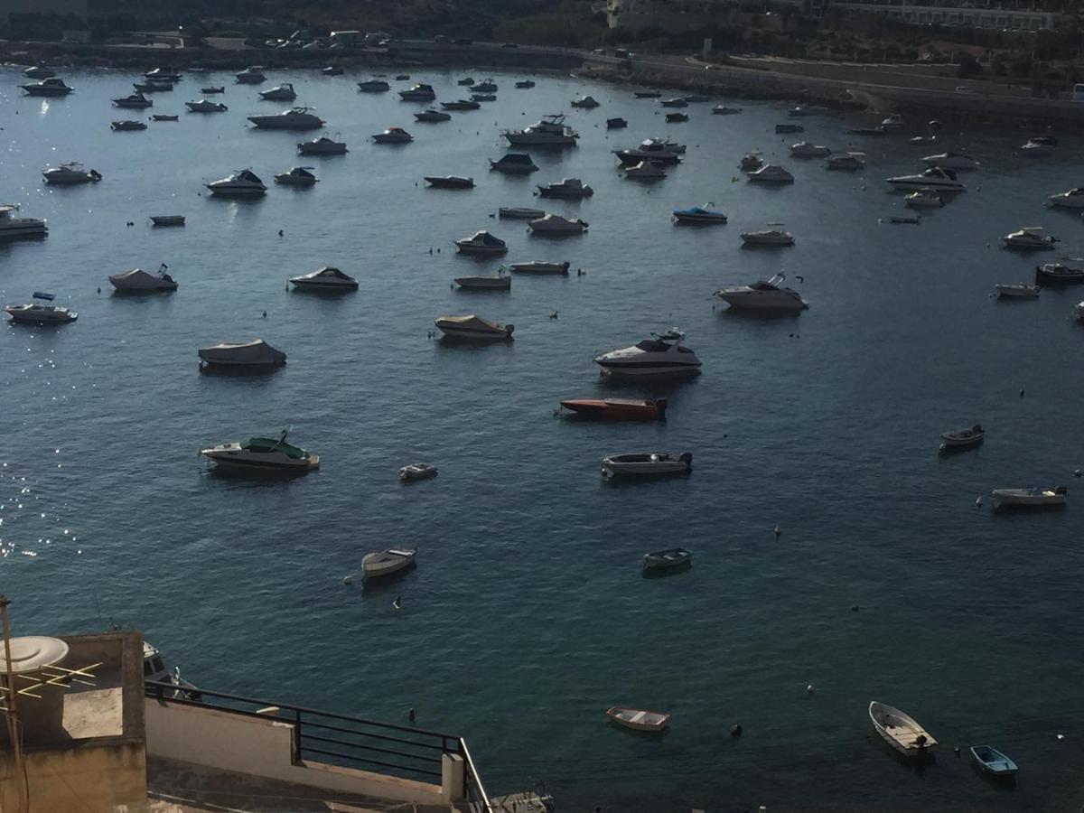 Seafront Apartment Blue Water เซนต์พอลส์เบย์ ภายนอก รูปภาพ